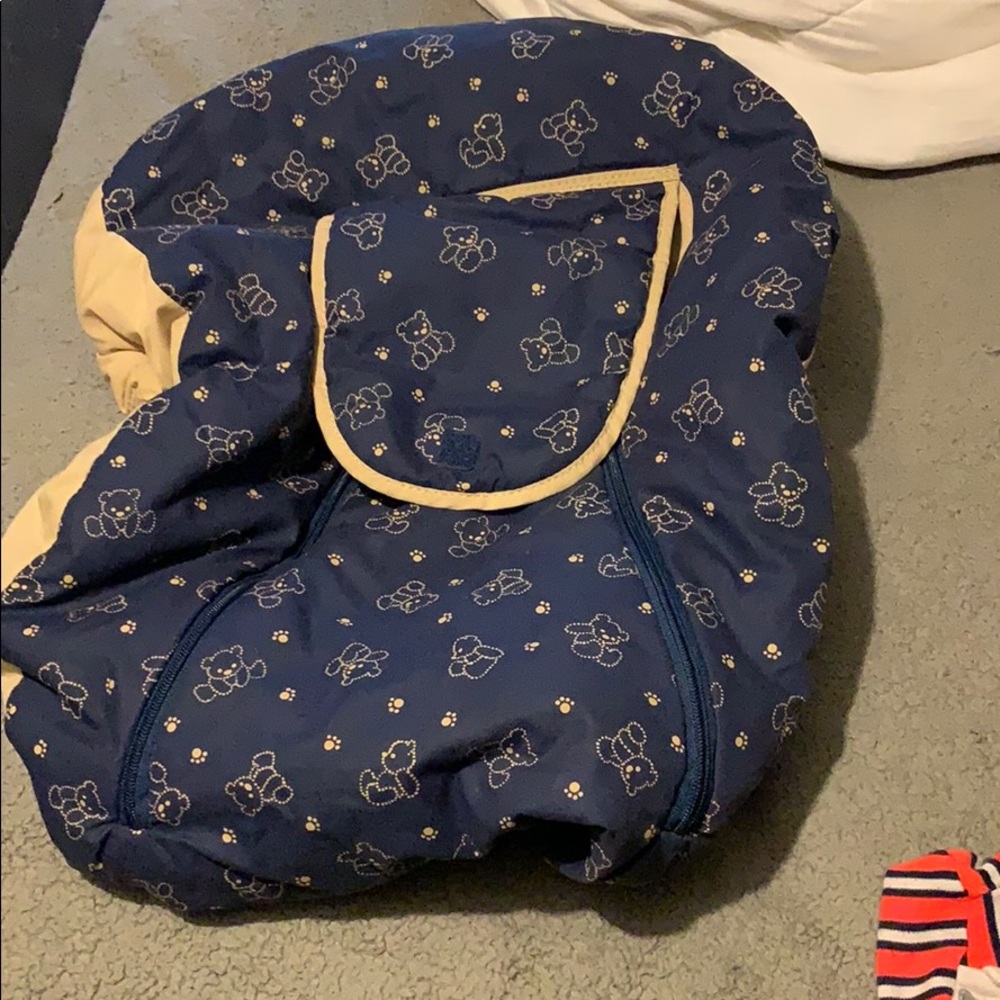 Car seat cover baby bears
